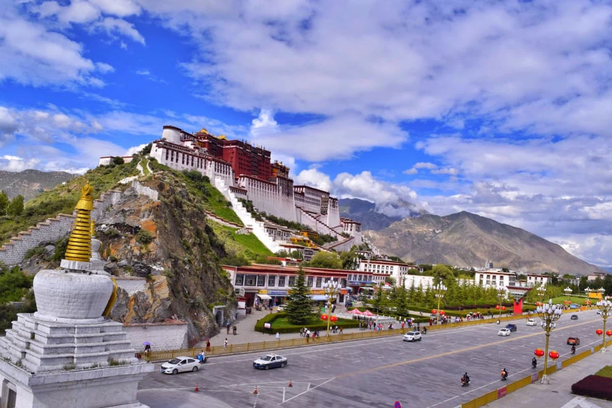 Tours at the Potala Palace Tours at the Potala Palace